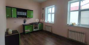 Дом 300м², 2-этажный, на длительный срок, 
