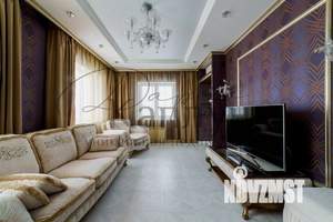 Таунхаус 200м², 3-этажный, на длительный срок, 