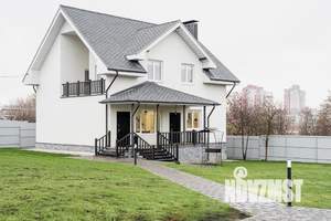 Дом 160м&sup2;, 2-этажный, посуточно, 