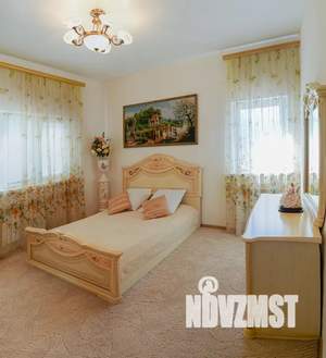 Дом 200м², 2-этажный, посуточно, 