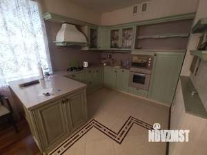 Коттедж 320м², 2-этажный, на длительный срок, 