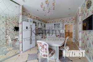Таунхаус 200м², 3-этажный, на длительный срок, 