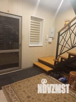 Дом 39м&sup2;, 2-этажный, посуточно, 