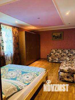 Дом 300м², 2-этажный, посуточно, 