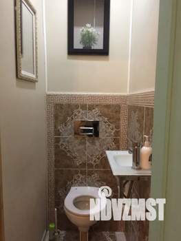 Дом 240м&sup2;, 2-этажный, посуточно, 