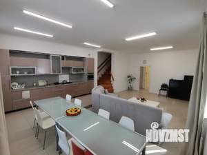 Дом 600м², 3-этажный, на длительный срок, 