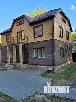 Дом 240м&sup2;, 3-этажный, посуточно, 