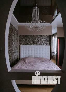 Дом 500м&sup2;, 3-этажный, посуточно, 