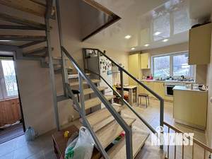 Коттедж 120м², 2-этажный, на длительный срок, 