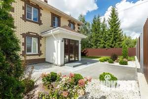 Дом 140м&sup2;, 2-этажный, посуточно, 