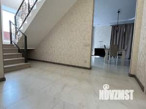 Дом 130м&sup2;, 2-этажный, посуточно, 