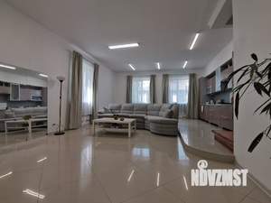 Дом 600м², 3-этажный, на длительный срок, 