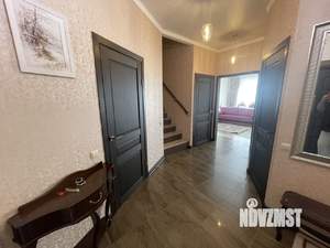 Таунхаус 186м², 3-этажный, на длительный срок, 