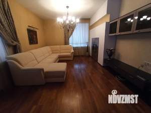 Коттедж 320м², 2-этажный, на длительный срок, 