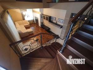 Коттедж 320м², 2-этажный, на длительный срок, 