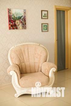 Дом 200м&sup2;, 3-этажный, посуточно, 