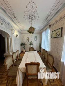 Дом 250м², 2-этажный, на длительный срок, 