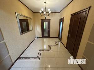 Коттедж 320м², 2-этажный, на длительный срок, 