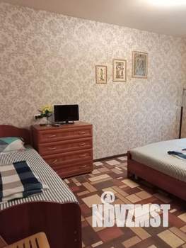 Дом 39м&sup2;, 2-этажный, посуточно, 