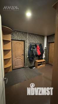 Коттедж 165м², 2-этажный, участок 10 сот.  