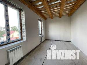 Дом 290м², 2-этажный, участок 15 сот.  