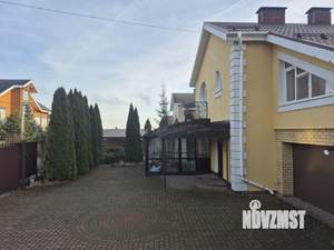 Коттедж 325м&sup2;, 3-этажный, участок 14 сот.  