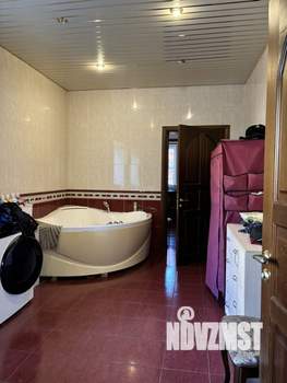 Коттедж 355м², 2-этажный, участок 6 сот.  