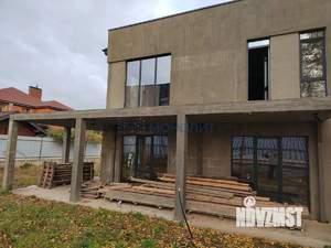 Коттедж 330м², 2-этажный, участок 8 сот.  