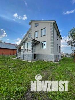 Дом 290м², 2-этажный, участок 15 сот.  