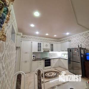 Дом 350м², 2-этажный, участок 12 сот.  