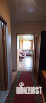 Дом 293м&sup2;, 3-этажный, участок 15 сот.  