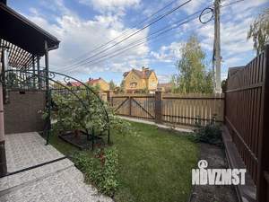 Таунхаус 200м², 3-этажный, участок 3 сот.  