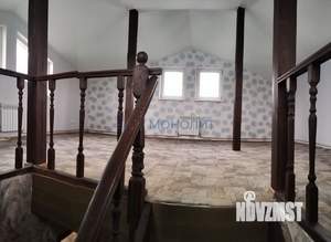 Коттедж 199м&sup2;, 3-этажный, участок 4 сот.  