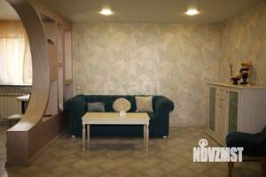 Дом 600м², 2-этажный, участок 6 сот.  