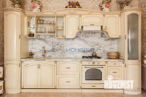 Дом 328м&sup2;, 3-этажный, участок 11 сот.  