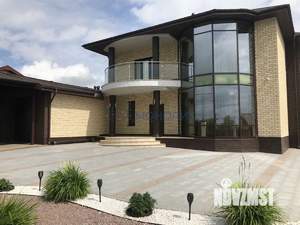 Коттедж 350м², 2-этажный, участок 20 сот.  