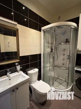 Таунхаус 240м², 3-этажный, участок 6 сот.  