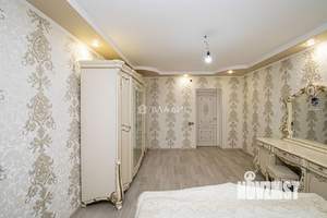 Дом 243м², 2-этажный, участок 9 сот.  