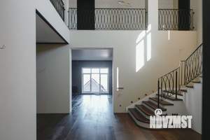 Коттедж 635м², 3-этажный, участок 19 сот.  