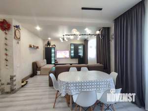 Дом 123м², 2-этажный, участок 10 сот.  