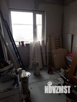 Коттедж 280м², 2-этажный, участок 10 сот.  