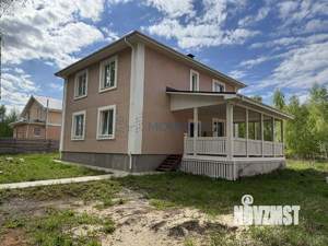 Дом 180м&sup2;, 2-этажный, участок 15 сот.  
