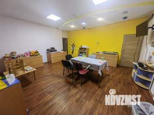 Дом 320м², 3-этажный, участок 4 сот.  