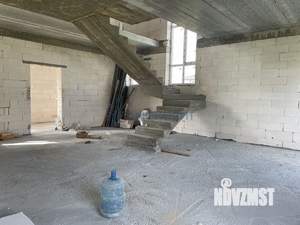 Коттедж 144м², 2-этажный, участок 5 сот.  