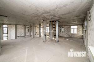 Дом 400м², 3-этажный, участок 10 сот.  