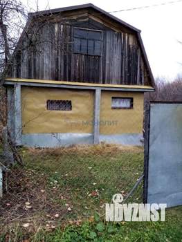 Дом 30м², 2-этажный, участок 8 сот.  