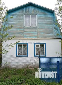 Дом 30м², 2-этажный, участок 6 сот.  