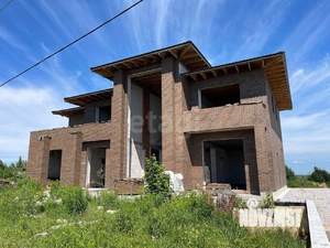 Дом 247м², 2-этажный, участок 18 сот.  