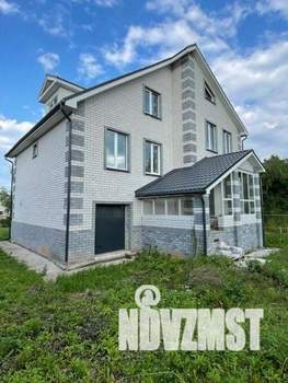 Коттедж 290м², 4-этажный, участок 15 сот.  