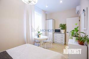 Дом 216м², 2-этажный, участок 8 сот.  